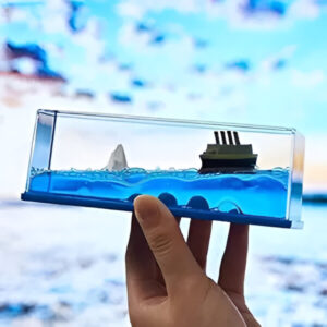 Moving Ocean Desk Decor