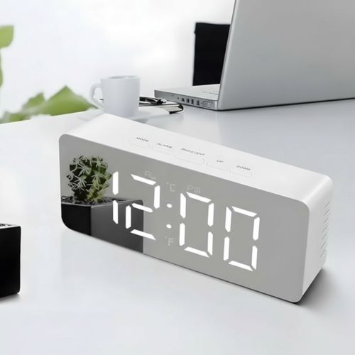 f13de153-e929-4e6e-88b3-fb6d233a7c9b Digital Led Alarm Clock